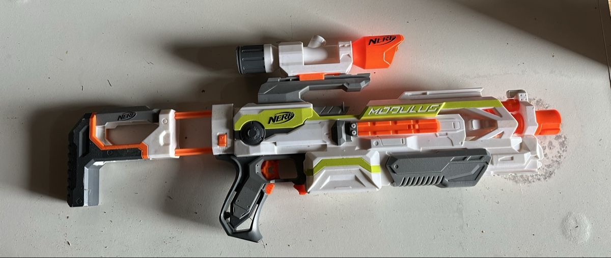 Nerf Giocattoli: Lot de Nerf et accessoires – Usato da fey venduto da Caductilometre 5
