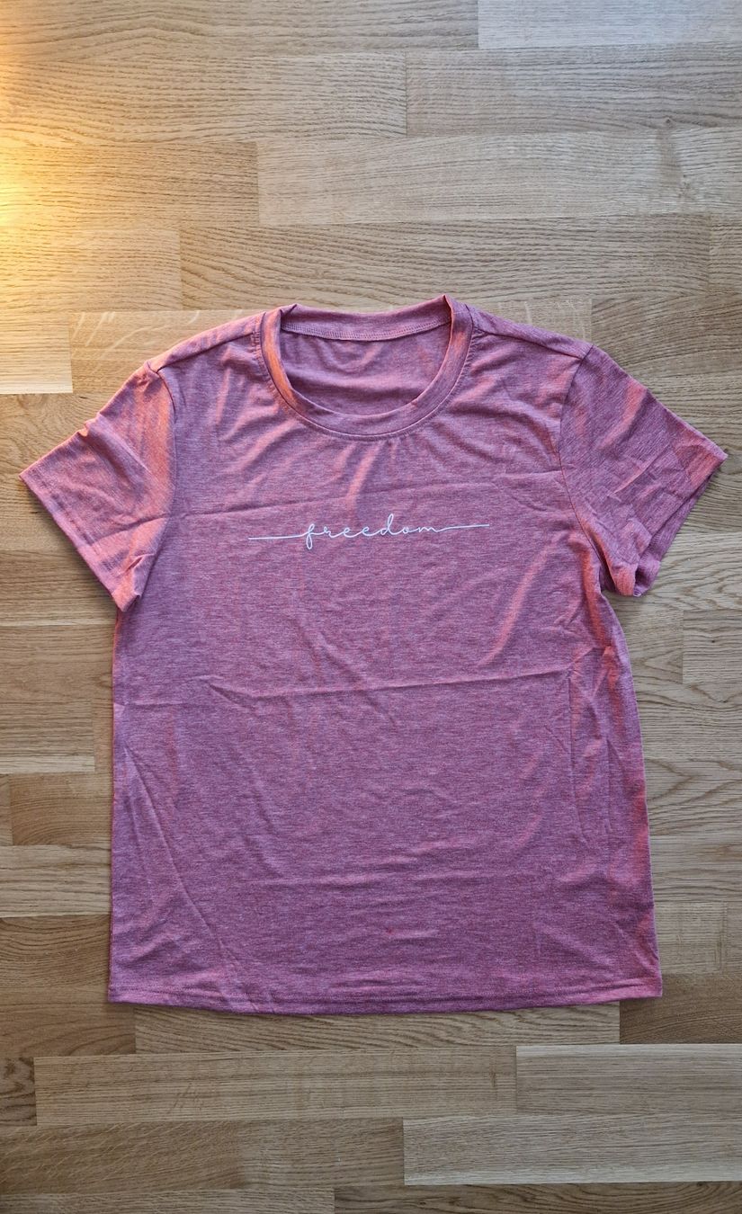 T-shirt: Freedom T-Shirt, Gr. M, Neu – Nuovo e nell'imballaggio originale da Safenwil venduto da Lenzburg-Gretzenbach