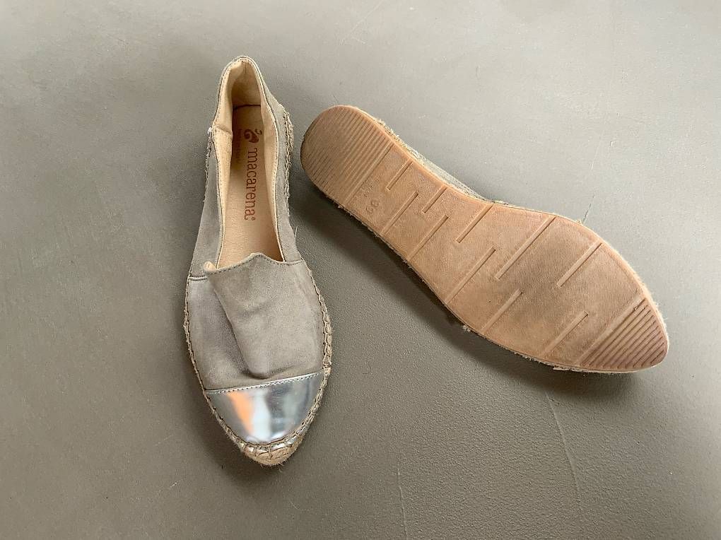 Scarpe da donna: Diverse Schuhe (Plateauheels, Mules) – Usato da Merenschwand venduto da bia_96rm 3
