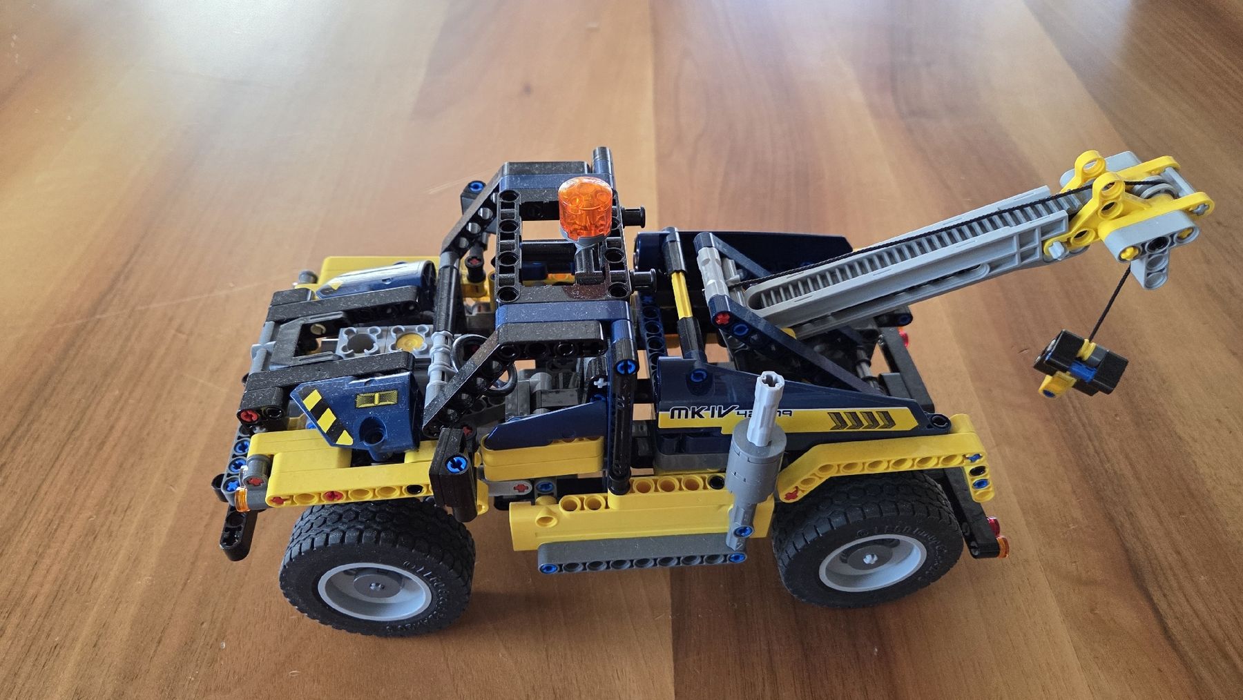 Technics Kit di costruzioni: LEGO Technic 42079 Schwerlastwagen – Usato da Safnern venduto da giselleb86 1