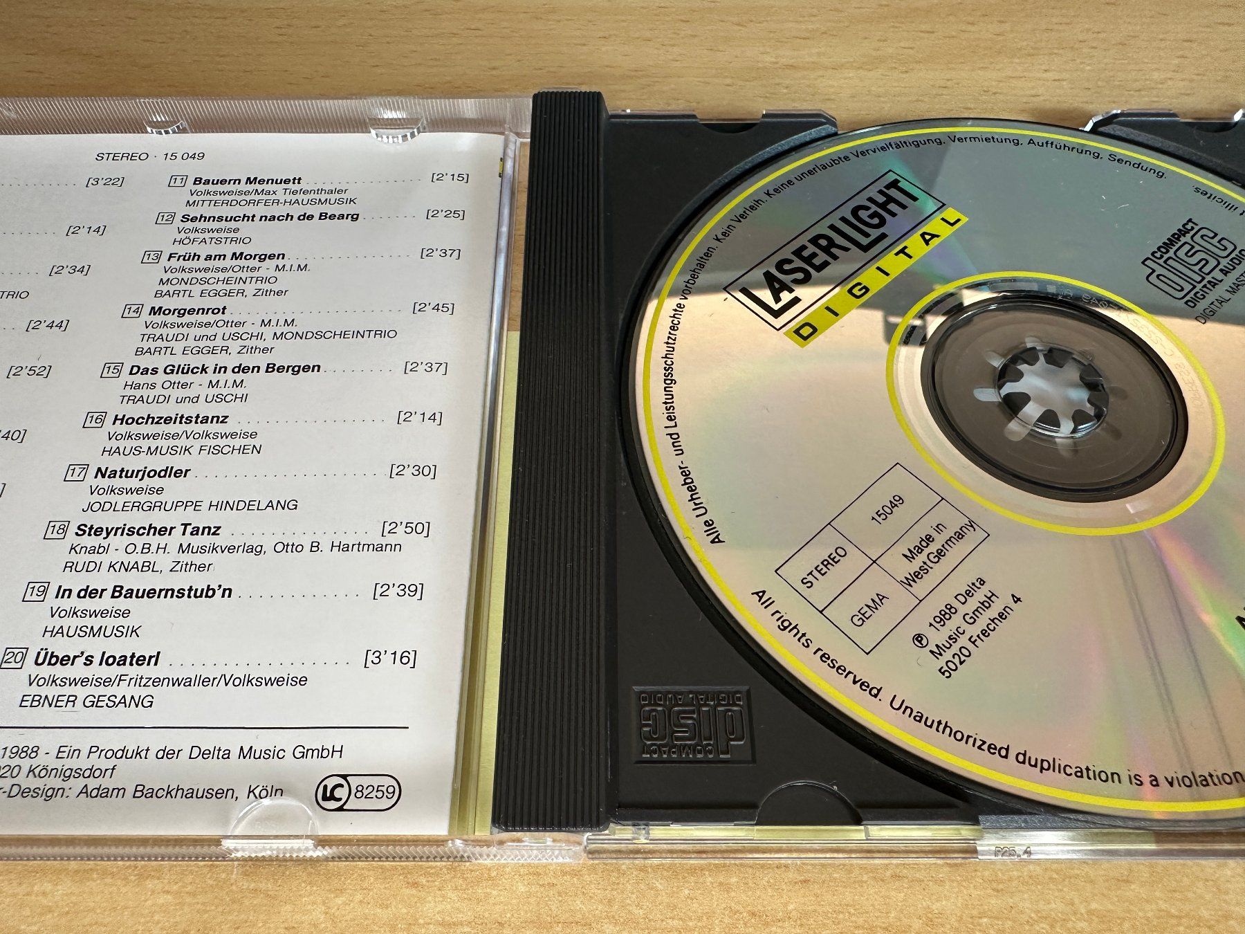 CD: Alpenfrieden - Alpenfrieden – Usato da Rikon im Tösstal venduto da Alpenmutz 2