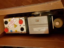 Pompe a vide Agilent HS 602  504 l/min. Num. : 8499365R002
