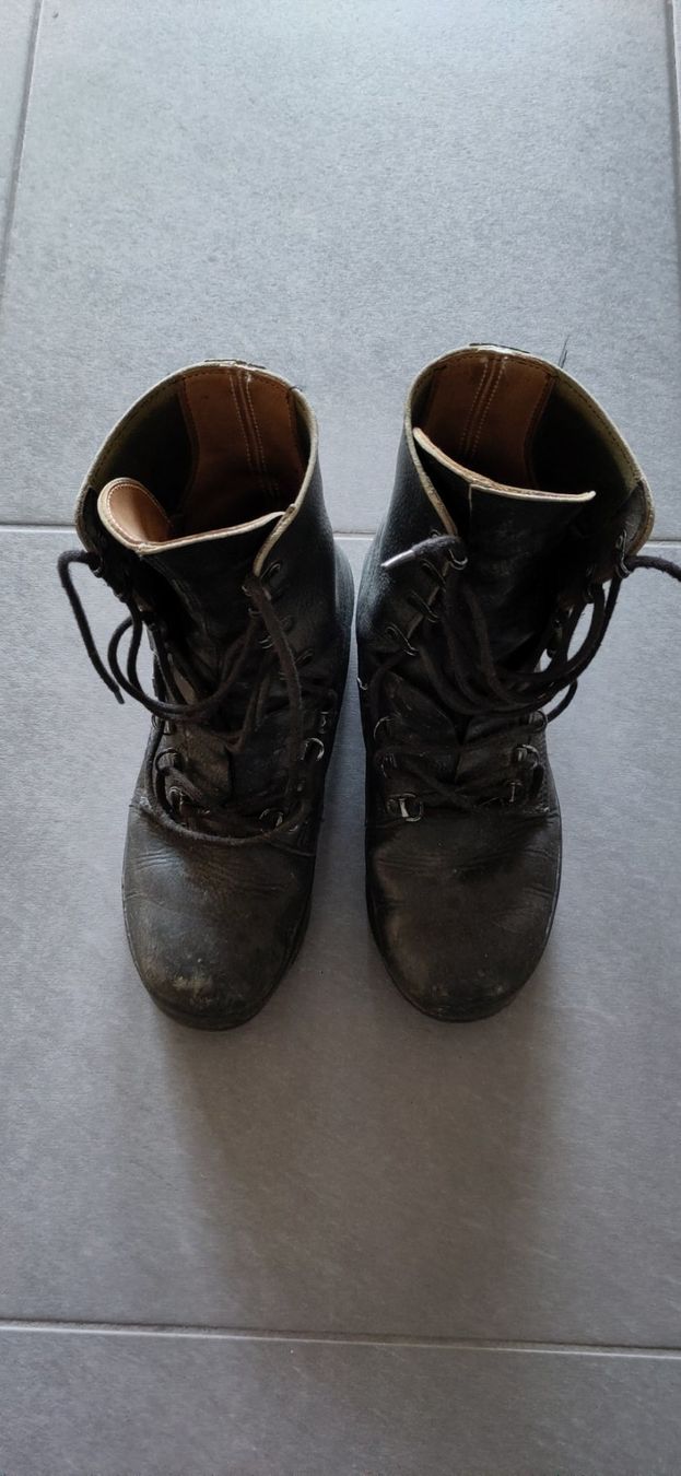 Schweizer Armee Scarpe da uomo: Militärstiefel – Usato da Lyss venduto da CHM36