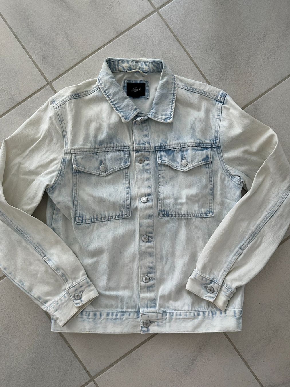 Giacche: FOREVER 21: Jeansjacke (Gr. S) – Nuovo (secondo la descrizione) da Endingen venduto da Jilly-Lilly