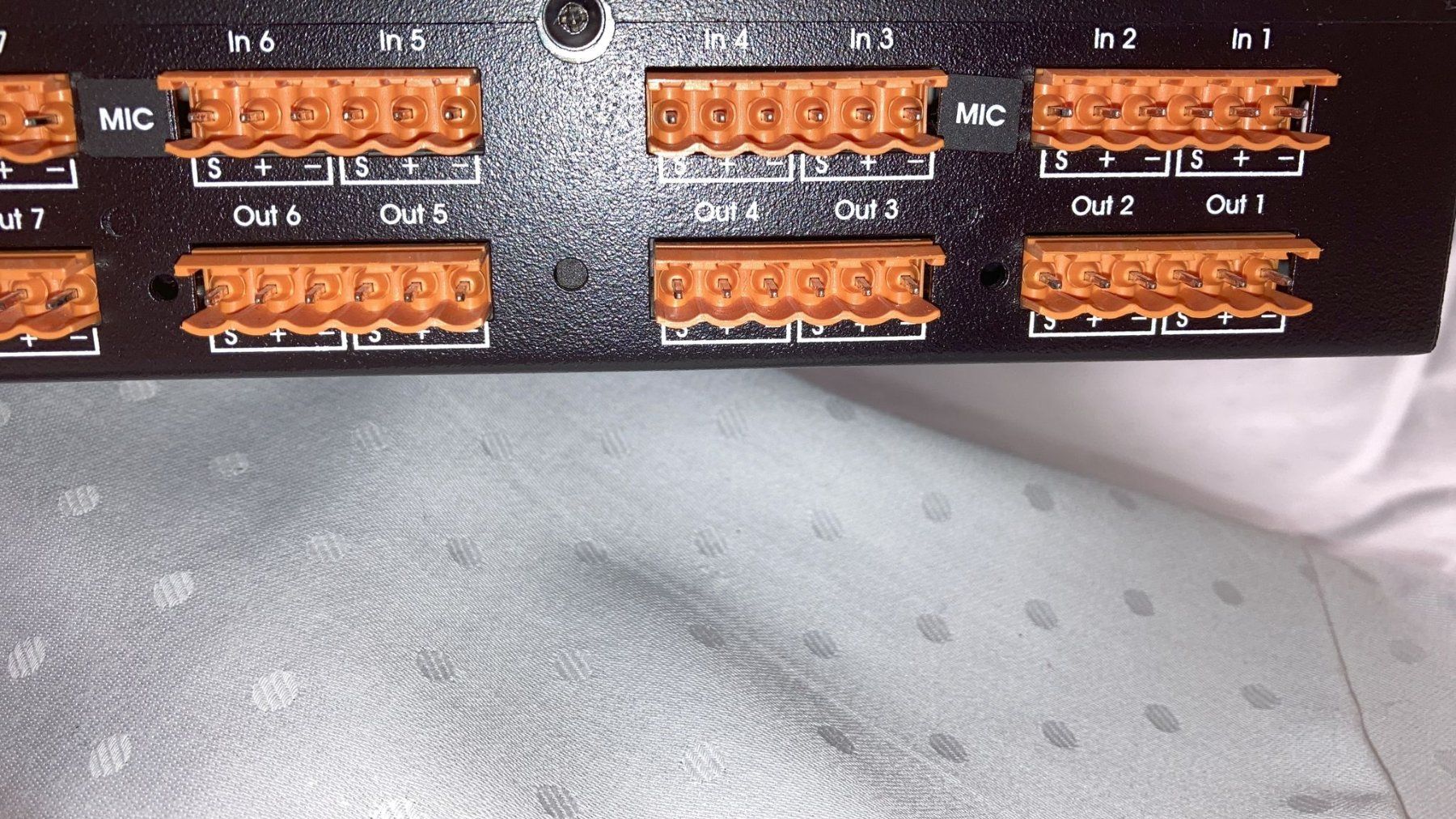 Equalizzatori: Soundweb 9088iis Networked Signal Processor – Usato da Dietikon venduto da Rima57 8