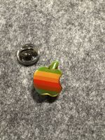 Original Apple Anstecknadel buntes Logo guter Zustand