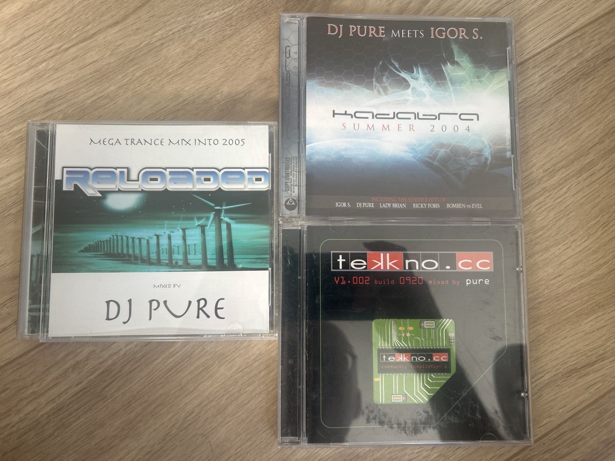 CD: Lot de 3 CD audio DJ Pure trance techno – Usato da Delémont venduto da nerys85