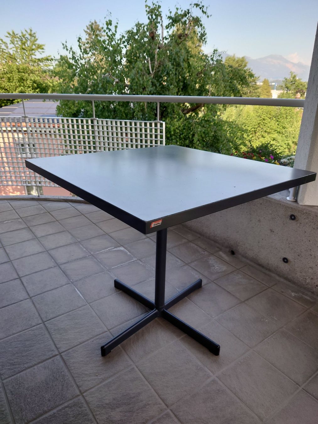 Schaffner Tavoli: Gartentisch Schaffner 80 x 80 – Usato da Luzern venduto da MR1973