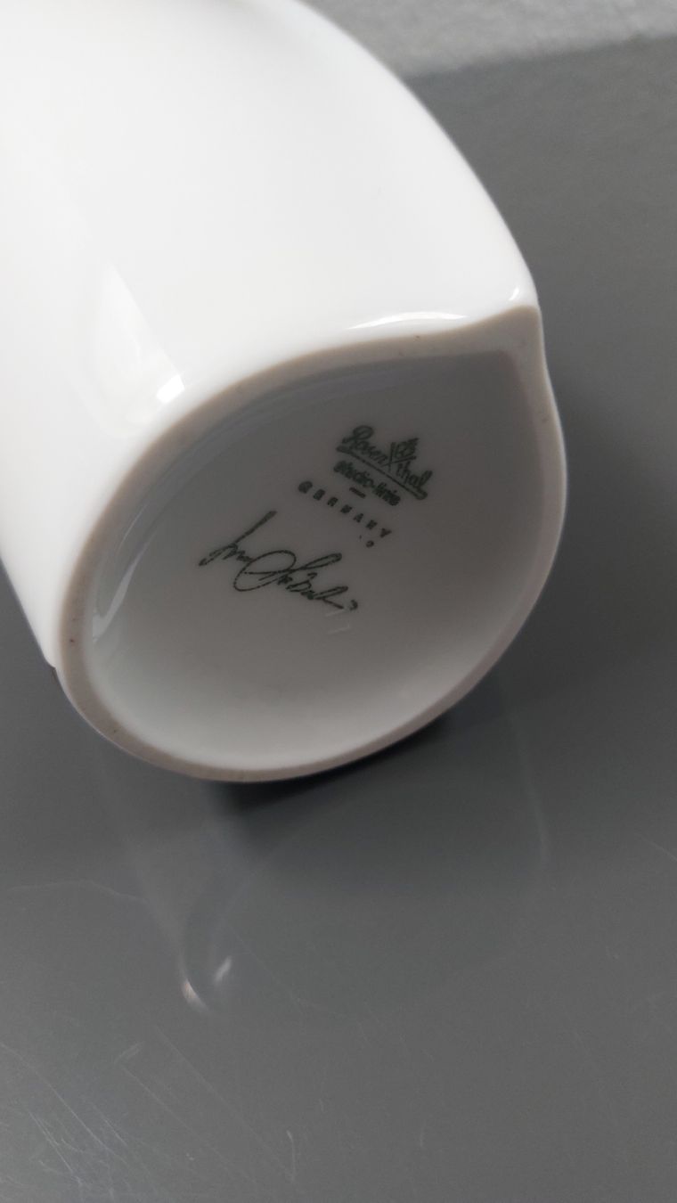 Rosenthal Vasen & Gefässe: Rosenthal Vase Weiss, Dekor mit Silber, – Gebraucht aus Rain von Lillyfra 2