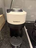 Nespresso VertuoPlus coffee machine black/white used
