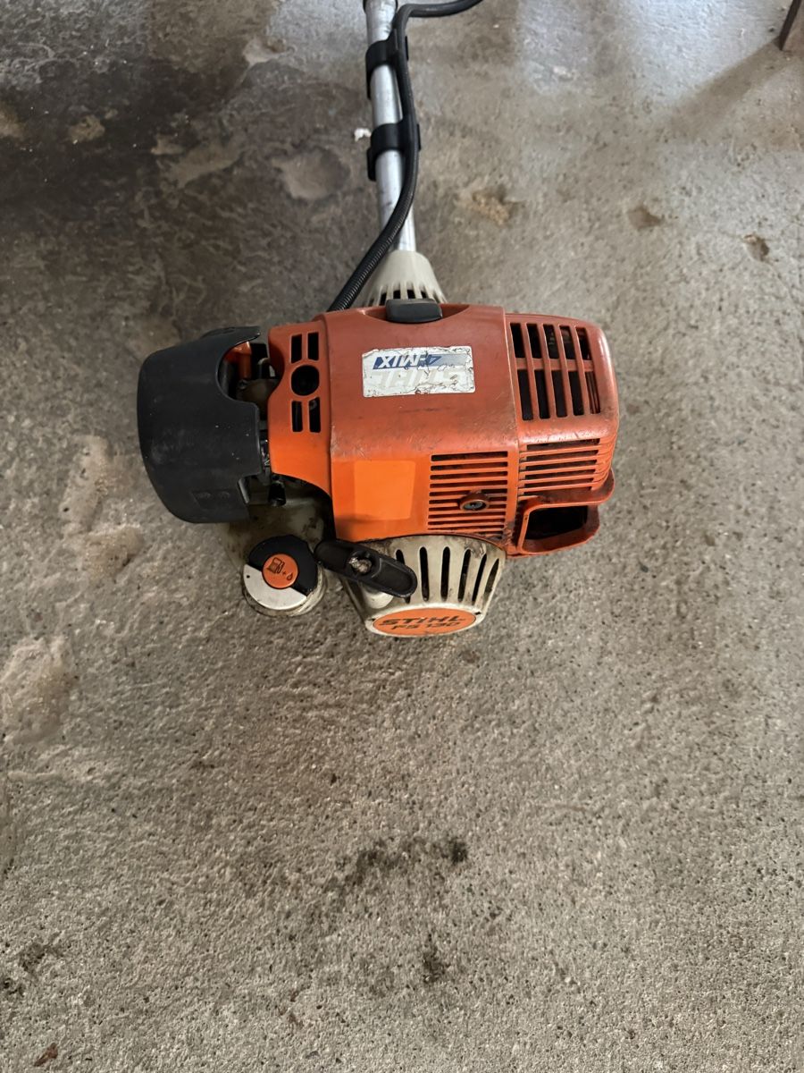 Stihl Tagliaerba: Rasentrimmer Stihl FS130 – Usato da Bützberg venduto da Sony58 1