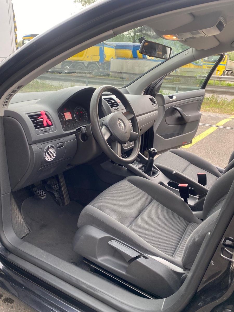 VW Automobili: VW Golf 1.9 l TDI – Usato da Dietikon venduto da -cmb- 2