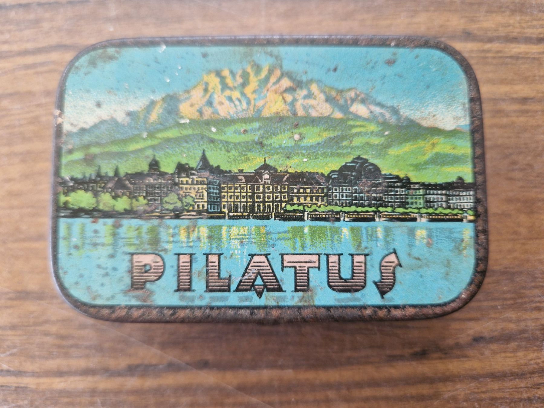 Sonstige Dekorationen & Accessoires: Antike Blechdose Pilatus – Gebraucht aus Mörschwil von lindaswunderkiste 1