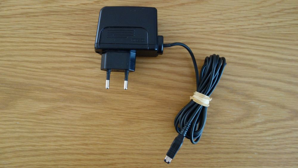 Original Gameboy Advance SP Ladegerät Kaufen auf Ricardo