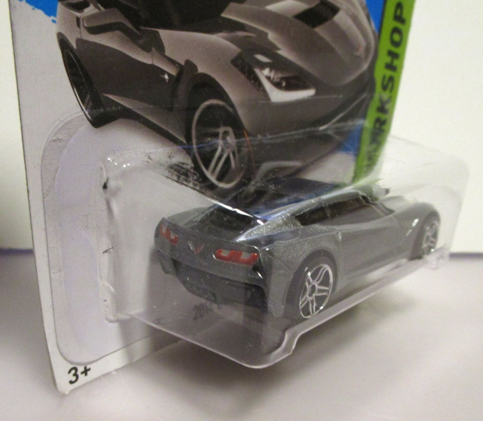 Hot Wheels Voitures modèles: HOT WHEELS 2014 CORVETTE STINGRAY - BFD78 – Neuf avec emballage d'origine à Chêne-Bourg par breno56 2