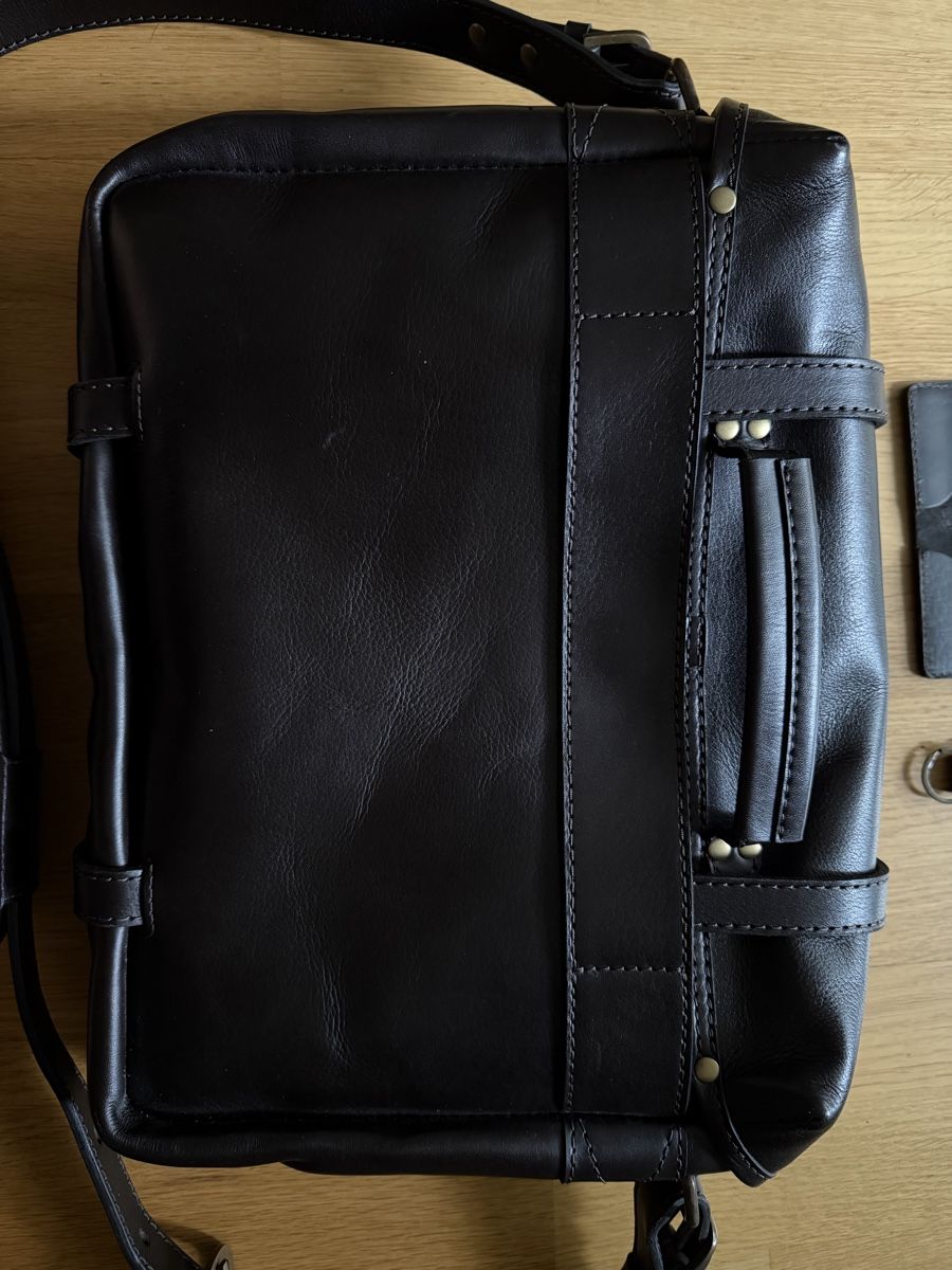 Borse: CRAVAR Full Leather messenger bag, espresso, red interior – Nuovo (secondo la descrizione) da La Tour-de-Peilz venduto da bma_s97h 1