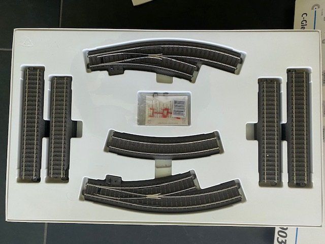 Märklin Modellini di ferrovie: Märklin Eisenbahn – Usato da Balzers venduto da mandro 3