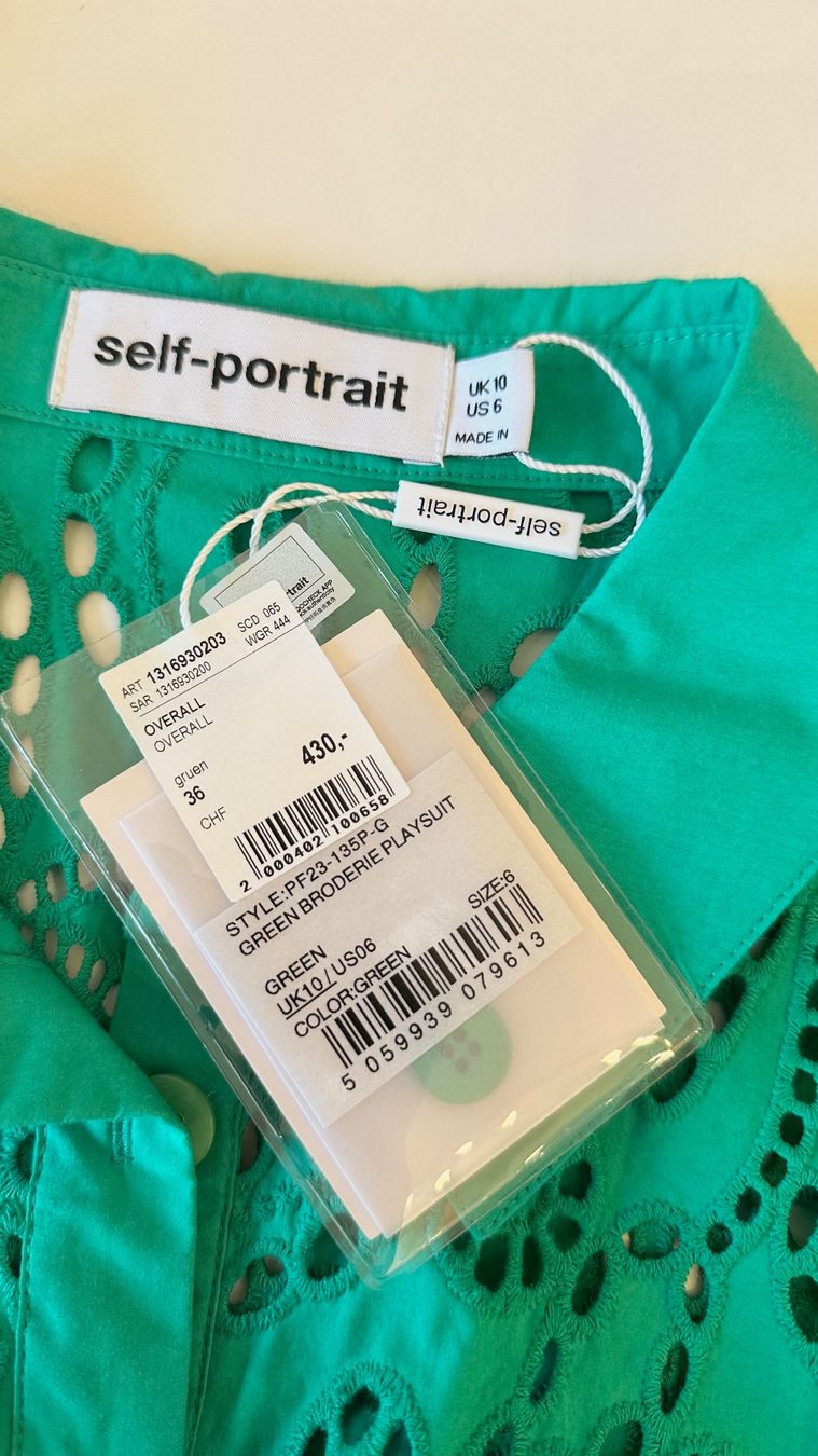 Self-Portrait Tute: Combishort SELF-PORTAIT neuve avec étiquette – Nuovo e nell'imballaggio originale da La Conversion venduto da avb_7zgr 2