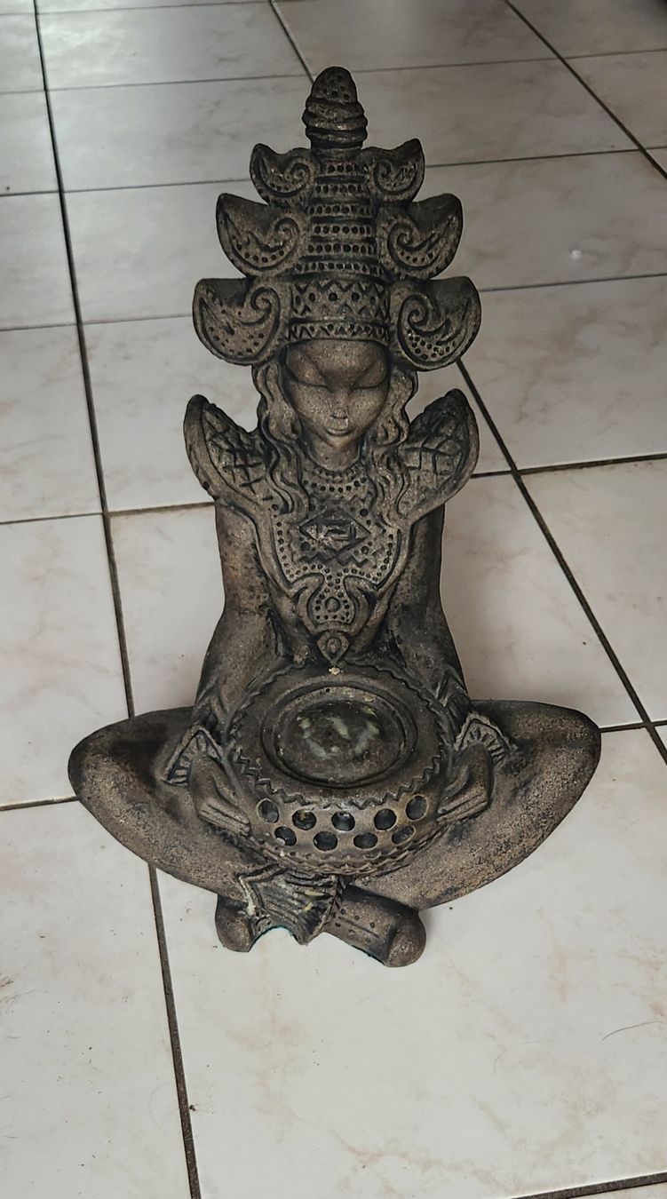 Figurines: Tuff Shiva Statue – D'occasion à Bonfol par mai_p9rx