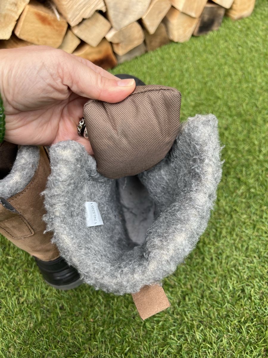 Schuhe für Jungen: Warm Winter Boots, Gr. 33 Kids – Gebraucht aus Horgen von CarmenRL 6