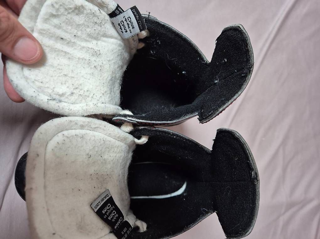 Patins à glace: Bauer Kinder-Eishockeyschlittschuhe  Grösse 31 – D'occasion à Glis par Lackyluke 1