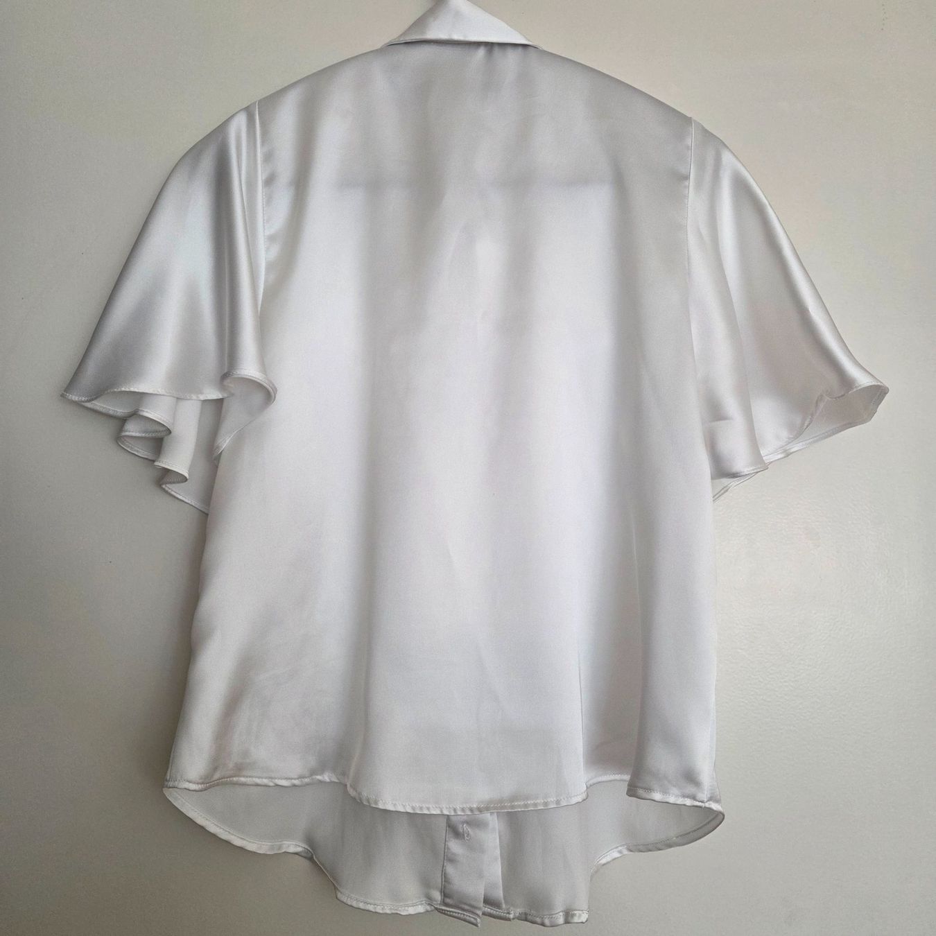 Zara Top: Top blanc Zara M – Usato da Onex venduto da AF. 1
