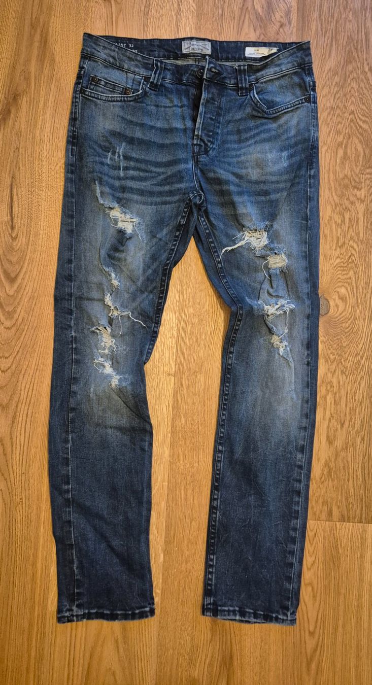 Only Jeans: Jeanshose "Only & Sons" (Grösse 32/32) – Usato da Gams venduto da tischi97