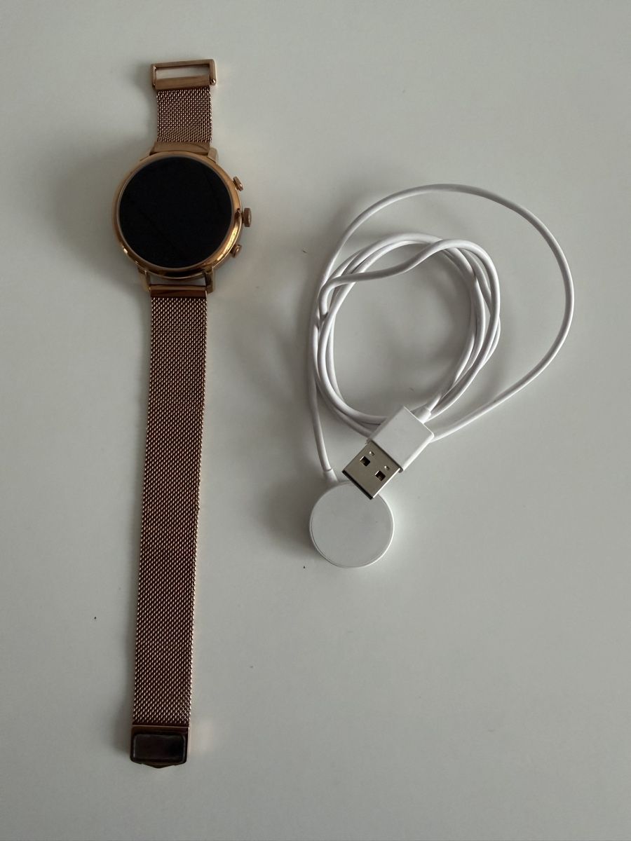 Fossil Smartwatch: Fossil Smartwatch – D'occasion à Oberrieden par JasminP