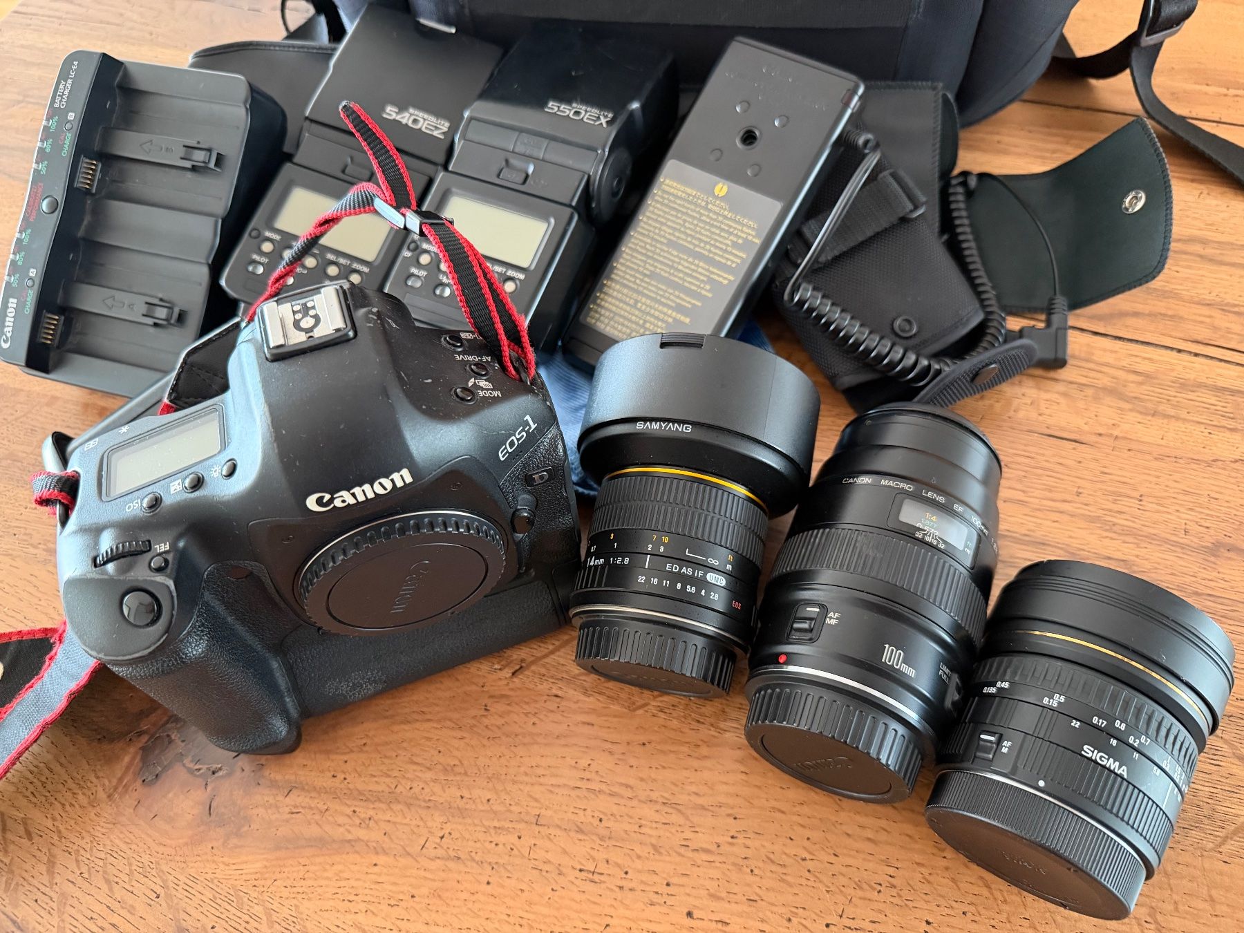 Canon Appareil photo: CANON EOS EOS-1D X MARK IV FULL SET – D'occasion à Männedorf par swissprofi 6