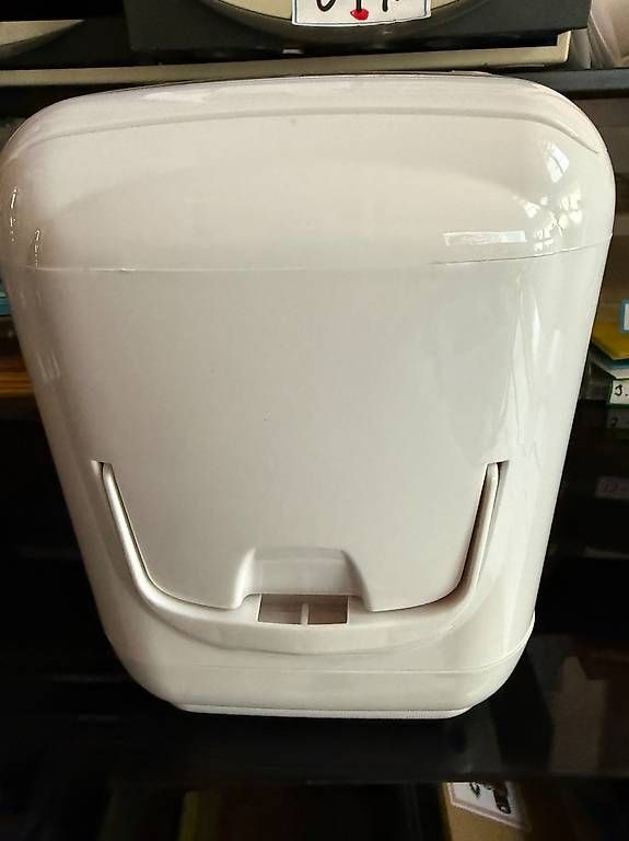 Kühlschrank: MINI KÜHLSCHRANK 4 LITER – Gebraucht aus Biel/Bienne von retomario02 2