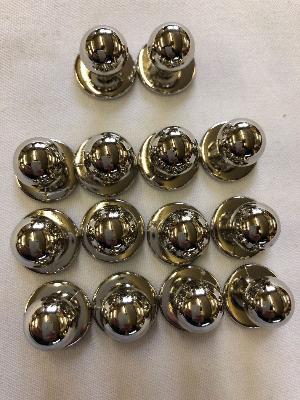 Elettrodomestici da cucina: 14er Satz Steckknöpfe Silver – Nuovo e nell'imballaggio originale da Gossau SG venduto da Sombat 1