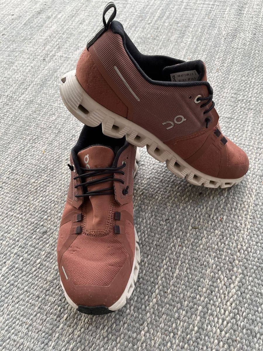 On Scarpe da donna: ON Cloud Damen Laufschuhe Grösse 38.5 – Usato da Langenthal venduto da Bella122 1