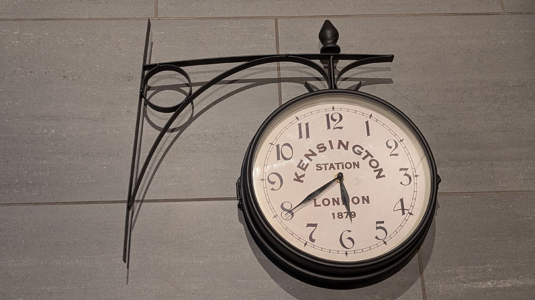 Kensington Station Wanduhr, Vintage-Stil