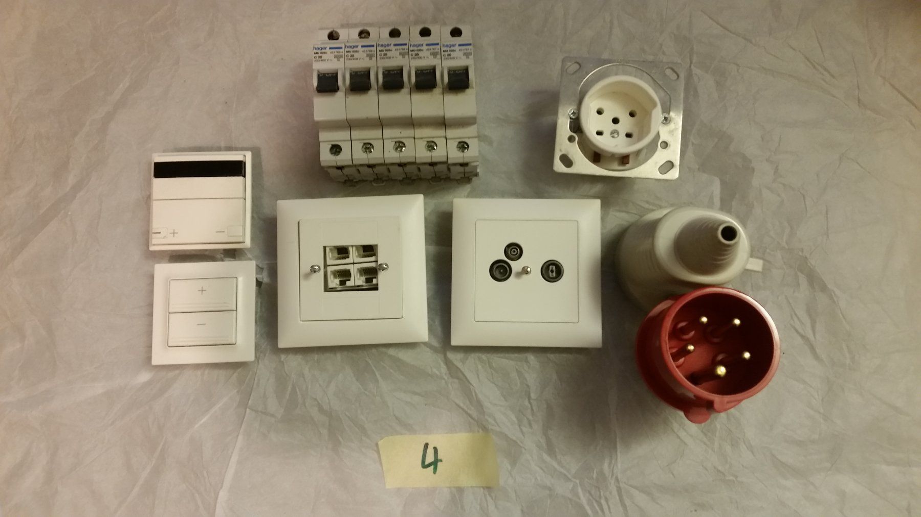 Spine: Matériel électrique d'occasion – Usato da Moudon venduto da Amaroli7