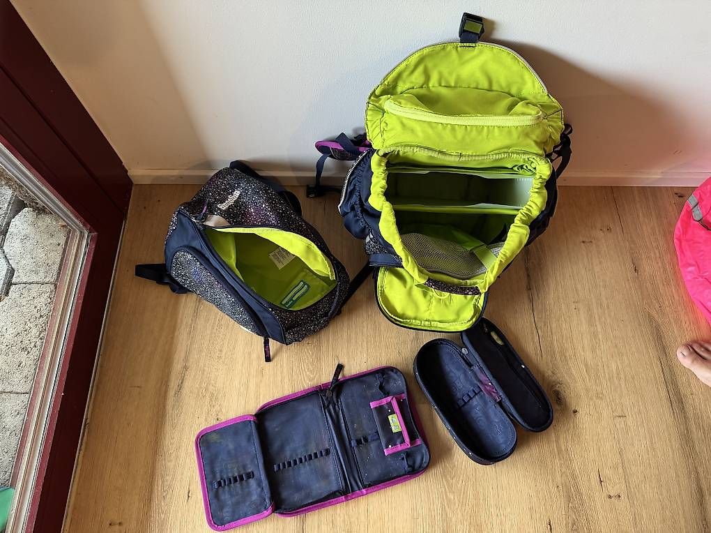 Ergobag Sacs & sacs à dos: ergobag pack Schulrucksack-Set 6 Teilig Bärlaxy Glow – D'occasion à Winterthur par Masterdan 2