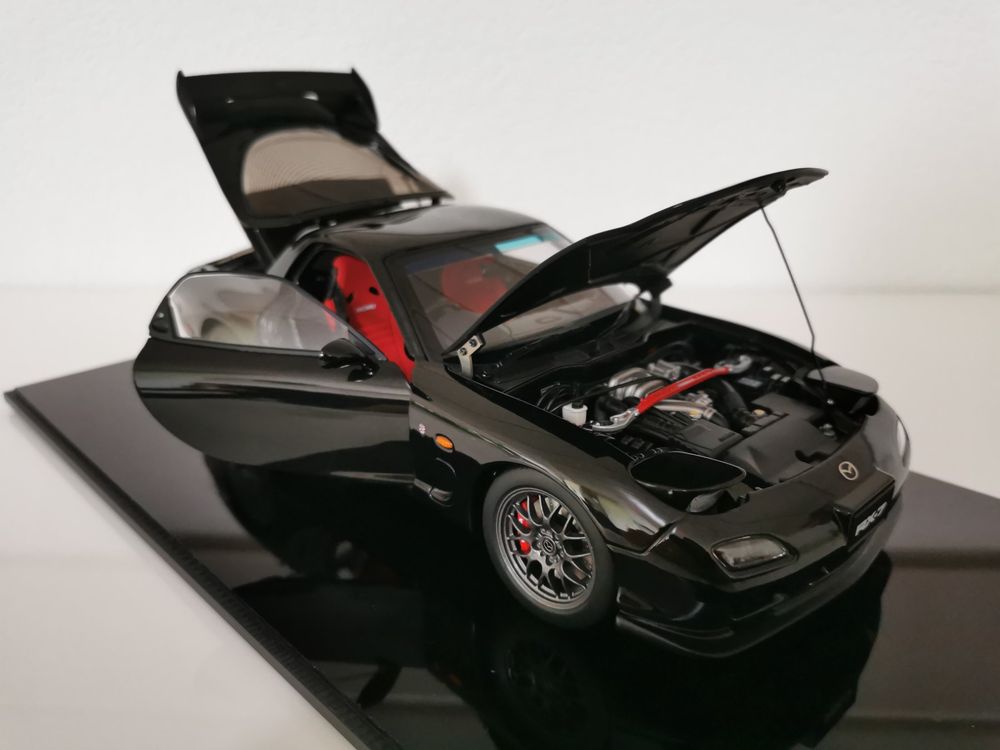AUTOART MAZDA RX-7 SAVANNA SPIRIT R BRILLIANT BLACK 1:18 (Neu (gemäss ...