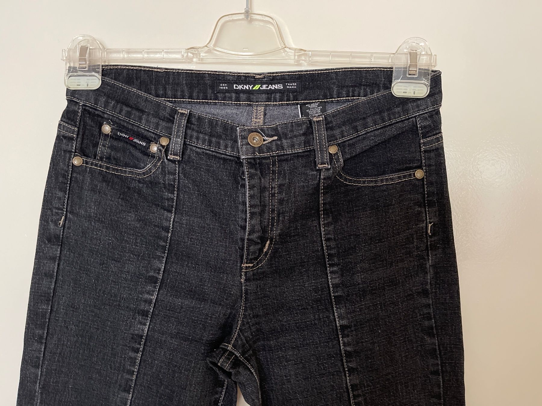 DKNY Jeans: DKNY Jeans Gr 29 – Usato da St. Gallen venduto da StyleAndMore23 1