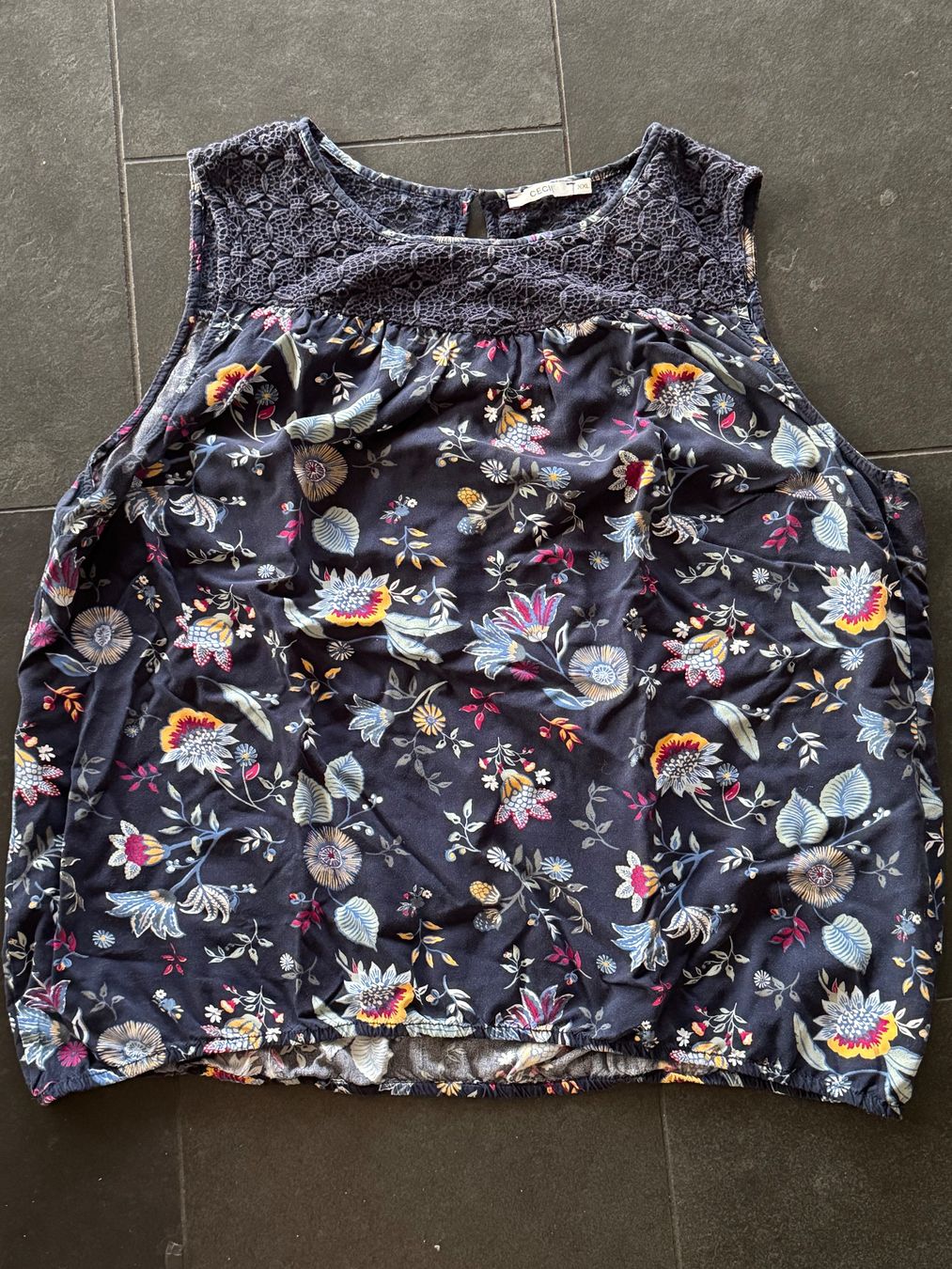 Cecil Camicette: Cecil Blusen Top XXL – Usato da Balsthal venduto da flu33