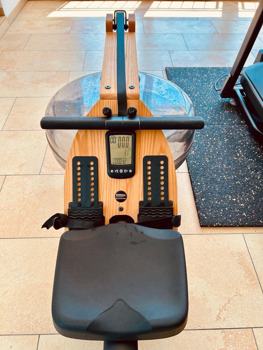 WaterRower Hometrainer: Rowing Machine Water Rower Wood and Black Good Condition – Usato da Altendorf venduto da yol_hbg8 3