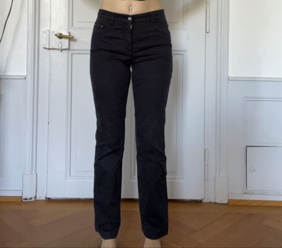 Brax Hosen: Stoffhose schwarz, Grösse 36/38 – Gebraucht aus Bern von sosophie
