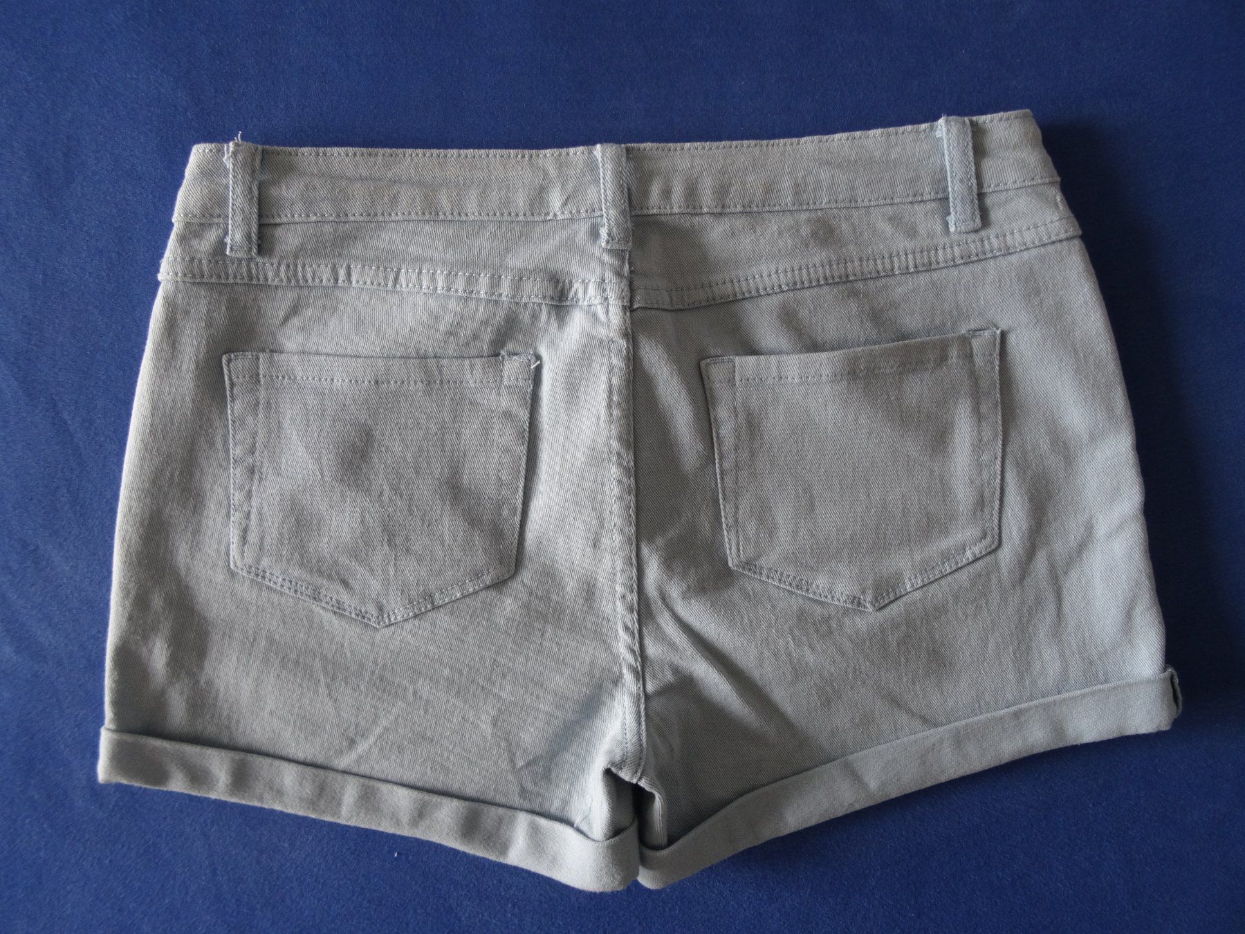 Pantaloni: Shorts kurze Hose Gr. M/ 40 Chicorée hellblau – Nuovo (secondo la descrizione) da Bazenheid venduto da Aebi55 1