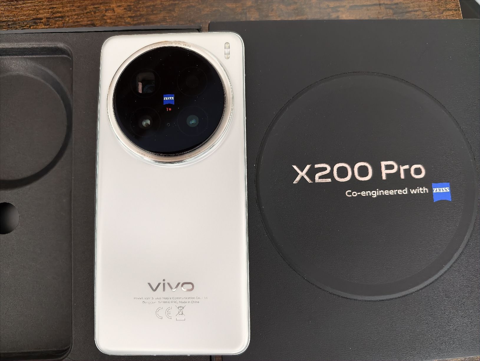 Vivo Telefoni cellulari / Smartphones: Vivo X200 Pro – Nuovo (secondo la descrizione) da Roche VD venduto da Eco_sse 4