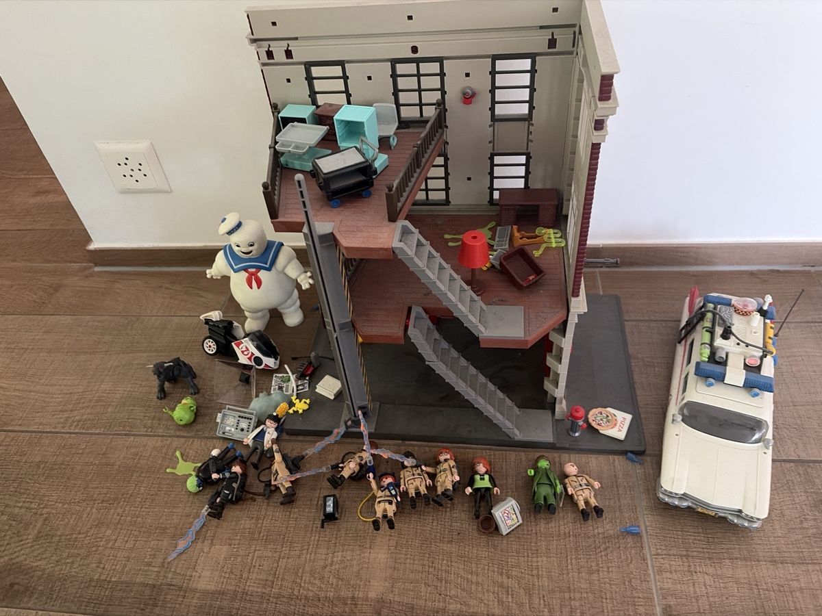Playmobil Giocattoli: Playmobil Ghostbusters Feuerwache + Auto + Figuren – Usato da Zürich venduto da marina76