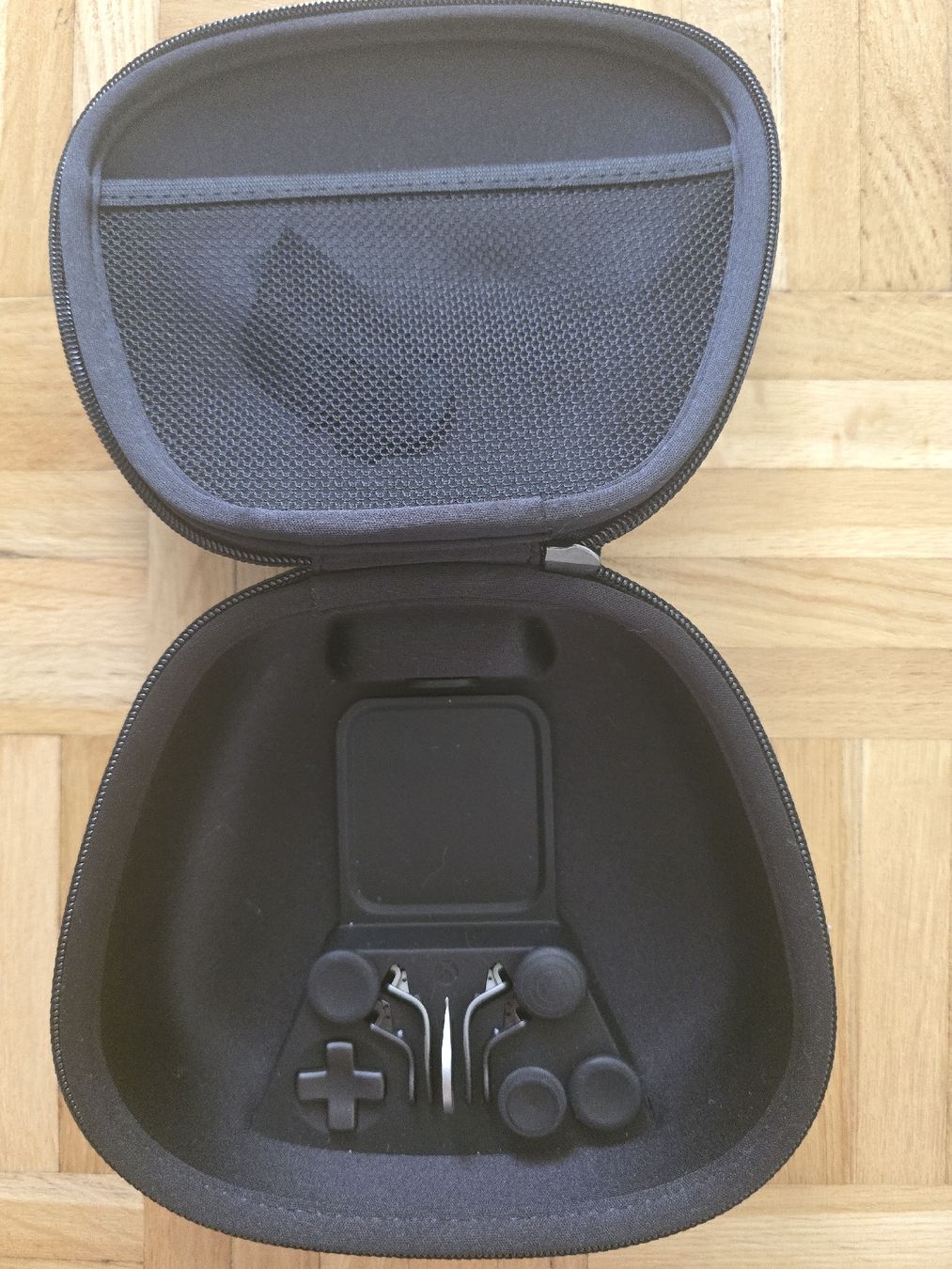 Controller: Xbox Elite Series 2 Controller mit Ladestation & Case – Usato da Arbon venduto da Musi15 1