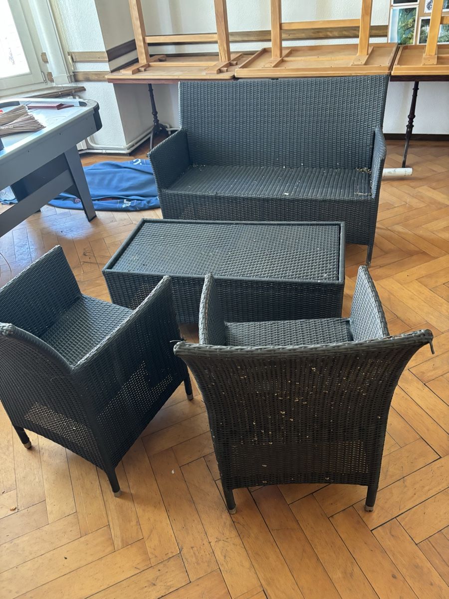Tischset: Salon de jardin 1 canapé 2 fauteuils 1 table – Gebraucht aus Les Brenets von moe_ym8r
