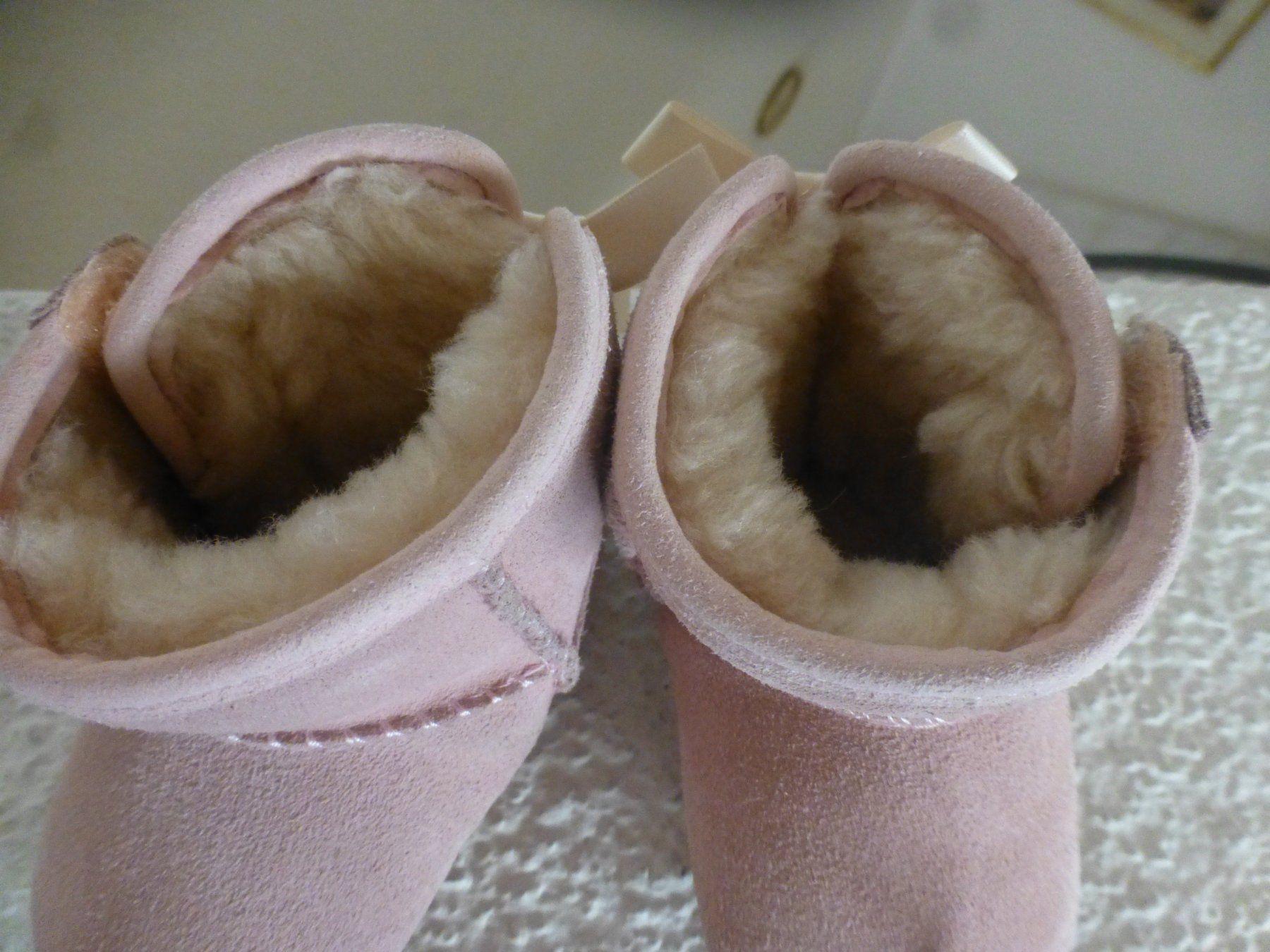 Ugg Scarpe per ragazzi: UGG Baby-Schuhe – Usato da Hergiswil NW venduto da annettelia 2