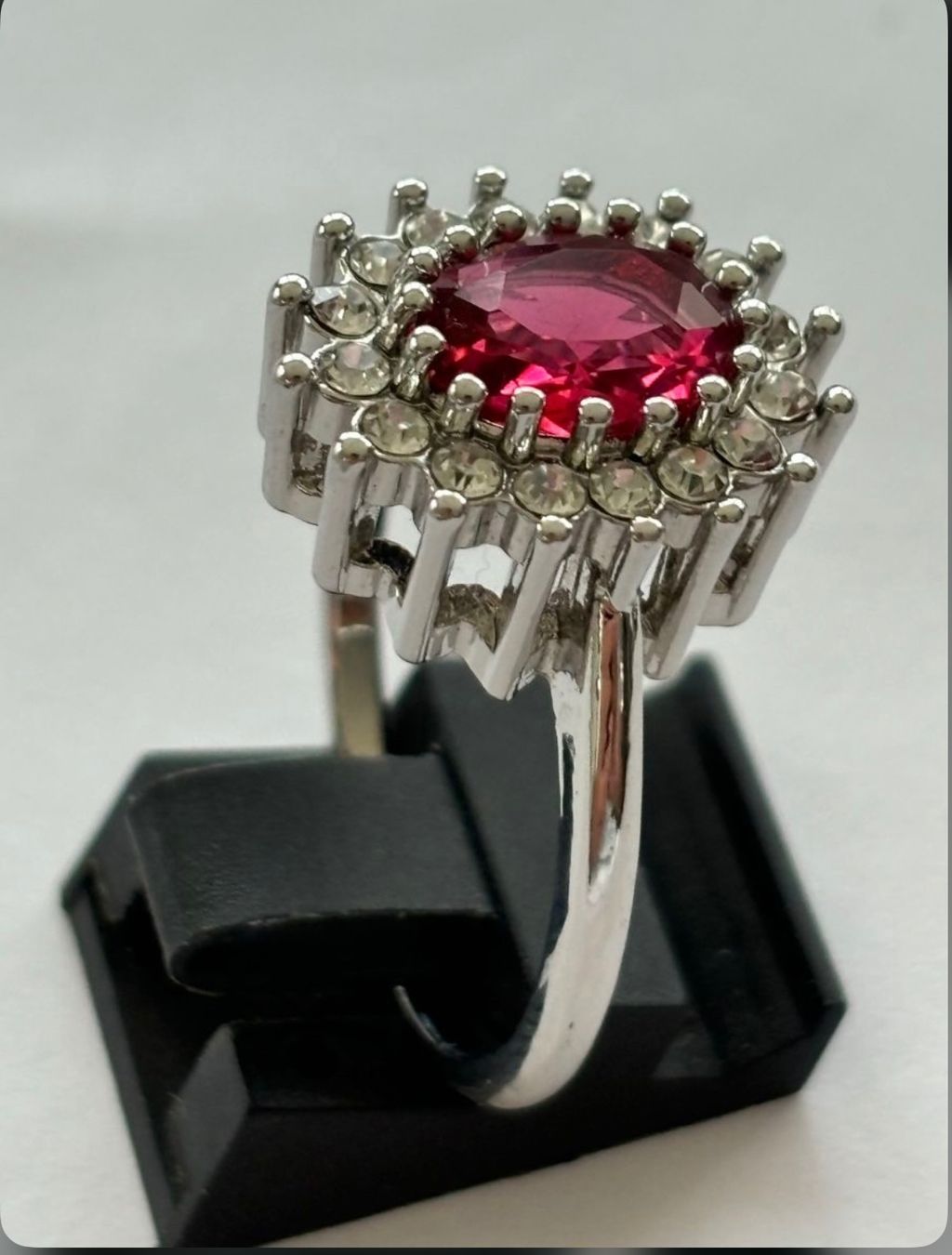 Anelli: Cocktail Ring – Usato da Kreuzlingen venduto da met_w8z6 1