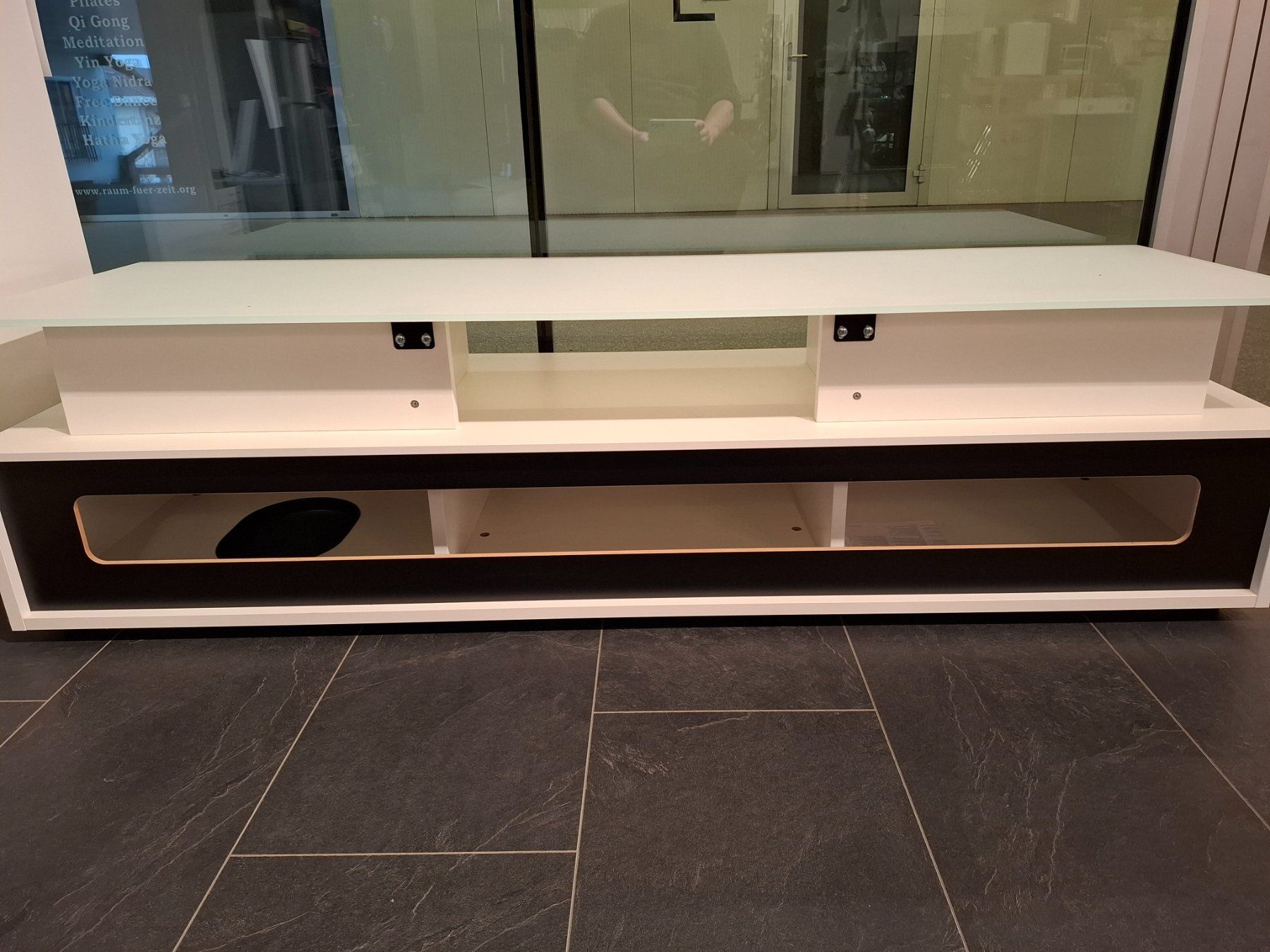 Spectral TV Möbel: Spectral Just-Rack JRM1650-SNG - Weiss – Gebraucht aus Kerzers von Hubihifi 1