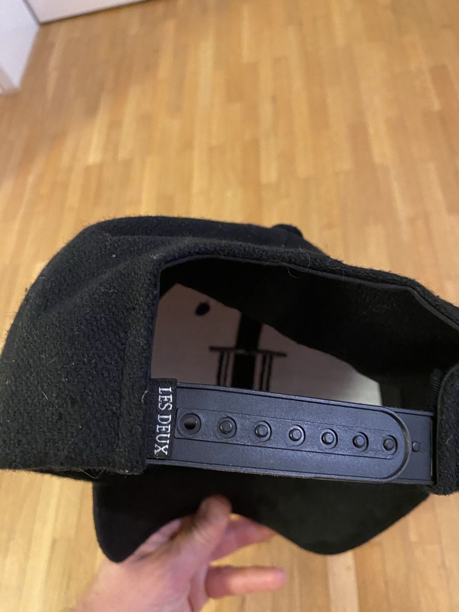 Copricapi, berretti & cappellini: Baseballcap LES DEUX – Usato da Ennetbaden venduto da kloter6 2