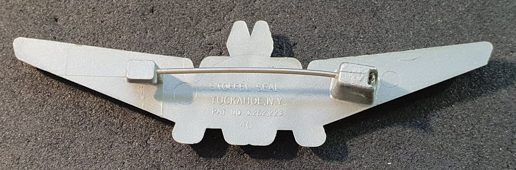 Spille & Fermagli: Z227 - Brosche AA American Airline Junior Flyer – Usato da Reinach BL venduto da Boston-Verkauf 1